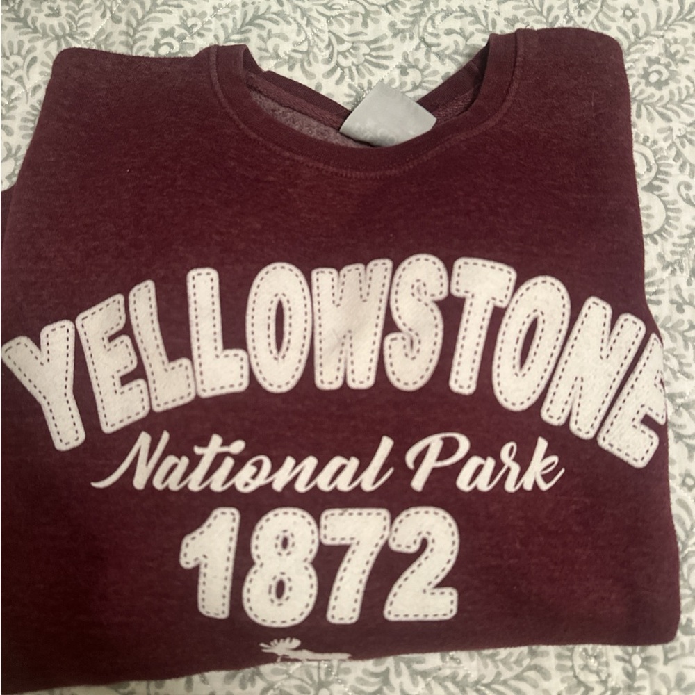 Yellowstone National Park Maroon Sweatshirt